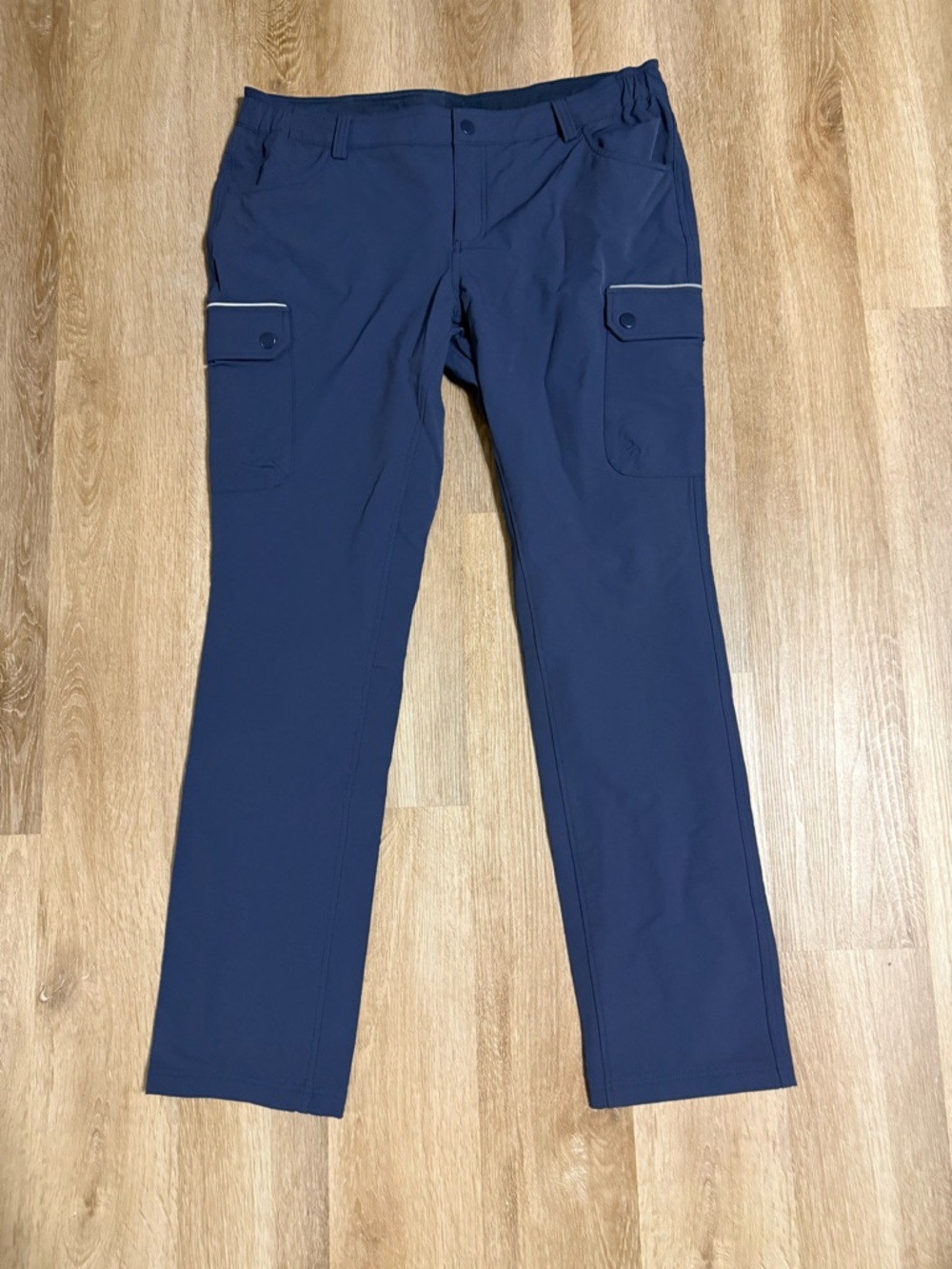 Duluth Trading Co Women's Fleece Lined Cargo‎ Pants 16W x 35 Tall Navy Blue